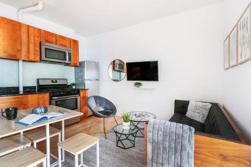 East Harlem Apartment | 102-1A Best Value 2BR Apt Near Central Park