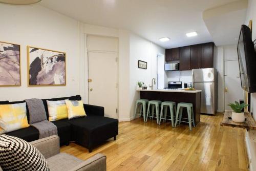 East Harlem Apartment | 109-1 Huge 3BR Best Value Amazing NYC Apt