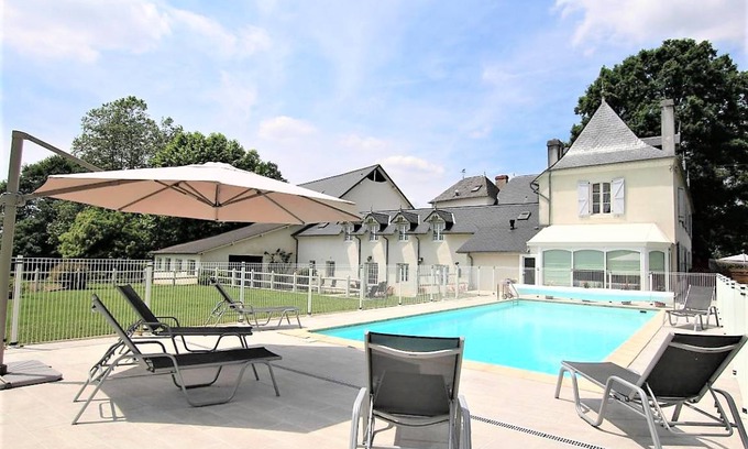 Poey-d'Oloron House | 115 m² Gîte ∙ 3 bedrooms ∙ 6 guests