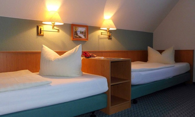 Neuwiese House | 12 double rooms - Landhotel Neuwiese with traditional inn An der Mühle