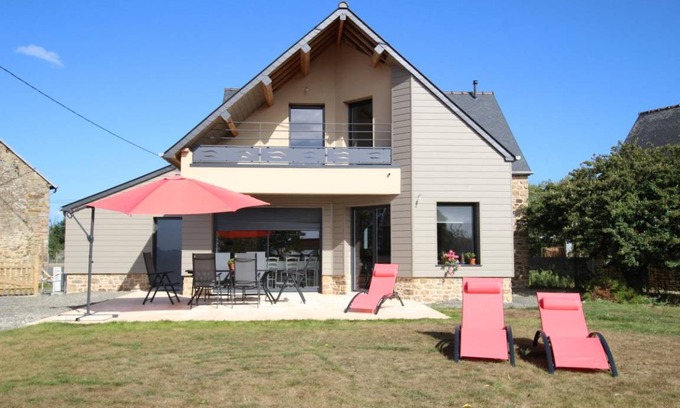 Le Val-Saint-Pere House | 121 m² Gîte ∙ 4 bedrooms ∙ 8 guests