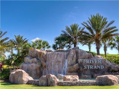 Bradenton House | 128 Sweet Tree! Lakeside home with private pool located in River Strand Golf & CC