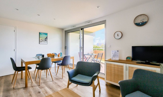 Pleneuf-Val-Andre Apartment | 130m from the beach, nice flat for 4