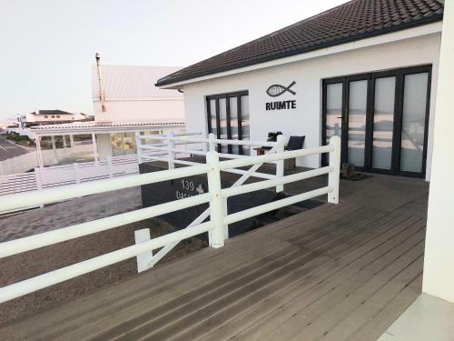 Yzerfontein House | 139 Dassen Rd YZERFONTEIN