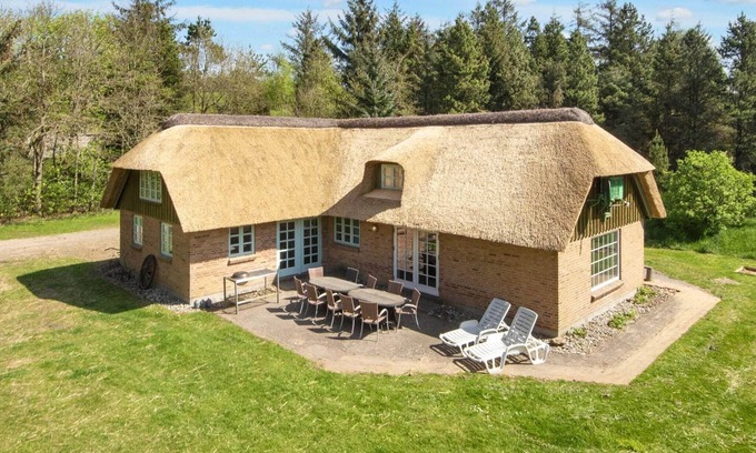 Husby House | 14 person holiday home in Ulfborg