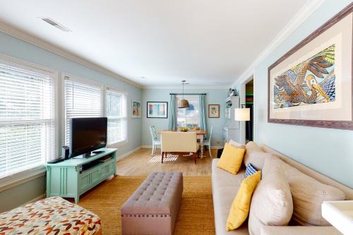 Old Village House | 1470 Barbara