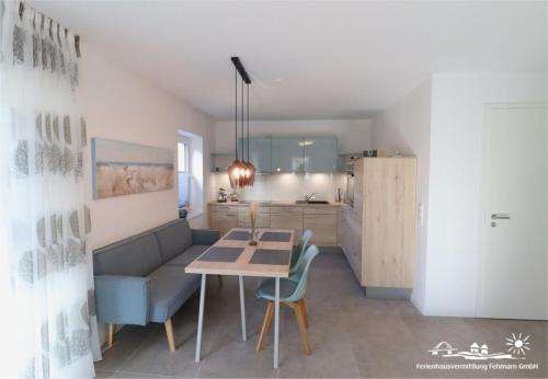 Landkirchen House | 15 Ferienwohnung Inselschatz mit Wallbox