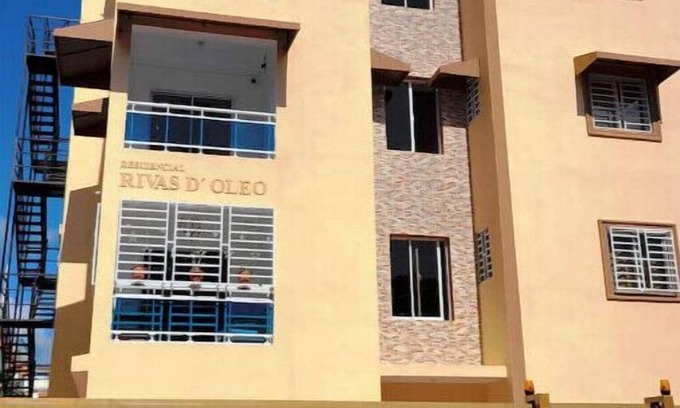 Prado Oriental Apartment | 15 minutes to Las Americas Airport. Family sized condo