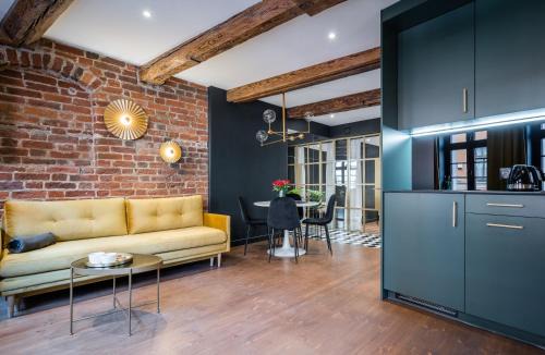 Stare Miasto Apartment | 1555 Apartments III