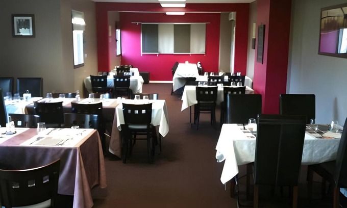 Val-de-Reuil Hotel | 16 m² Hotel ∙ 4 guests
