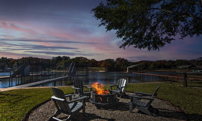Enchanted Oaks House | 162 m² House ∙ 3 bedrooms ∙ 8 guests