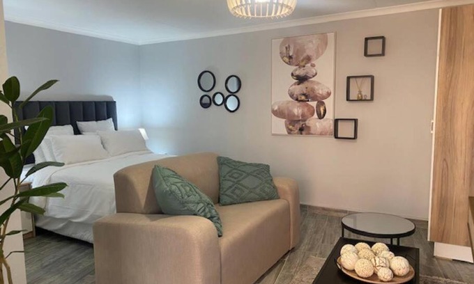 Bezuidenhout Valley Apartment | 163 on Bez, Apartment 9