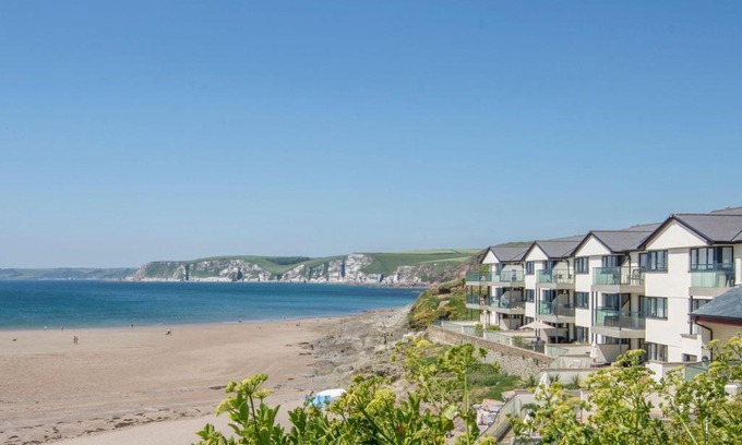 Bigbury-on-Sea Apartment | 17 Burgh Island Causeway