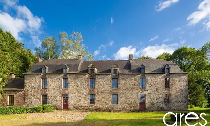 Plaudren Other | 17th-century family manor house, 400 m2, for real relaxation in the countryside