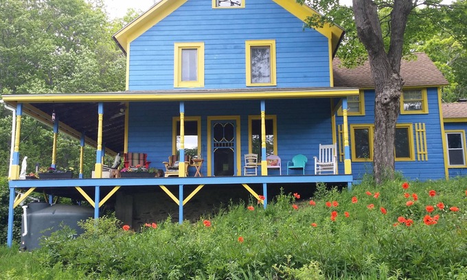 Catskill House | 1910 Whimsical 6 bedroom, 2 bath, great porch, fireplace, spacious , near skiing