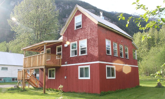 Regional District of Kitimat-Stikine House | 1928 Character home in heart of Stewart