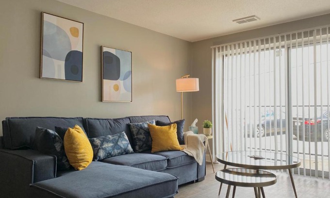 Rosedale Apartment | 1bed 1 bath Condo with Movie Projector!