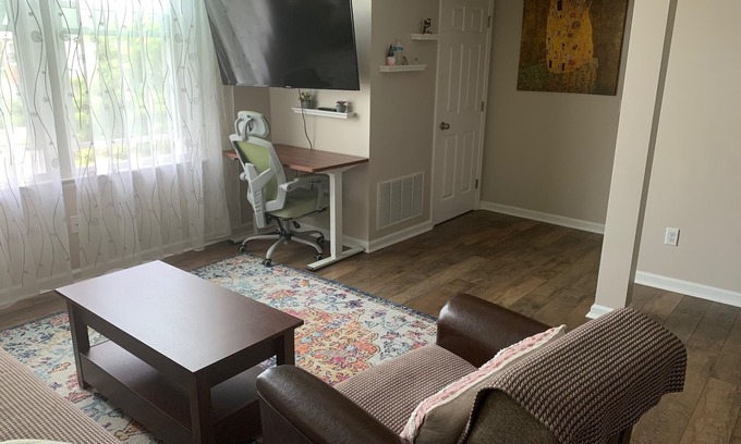 Windsor Locks Condo | 1BR/1.5BA Entire Loft Condo near Bradley Airport 30+ days