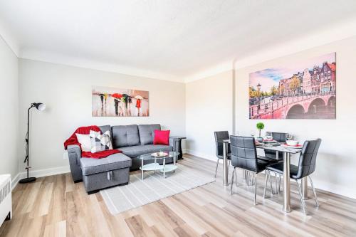 Hamilton Apartment | 1BR Apartment in Corktown Hamilton