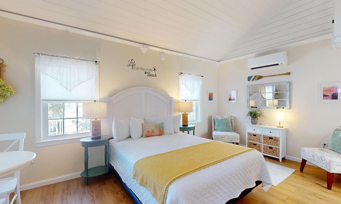 Lower Township House | 1BR King Bed Sofa Bed Sleeps 4 POOL - 11