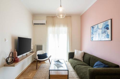 Thissio Apartment | 1BR Thiseio Charm - 10 Minutes From Acropolis