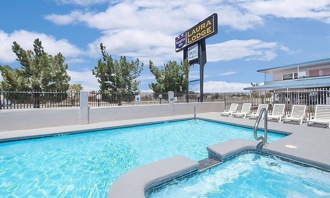 Pecos Hotel | 2 Affordable Accommodations in Pecos! A mile away from Memory Lane Car Museum!