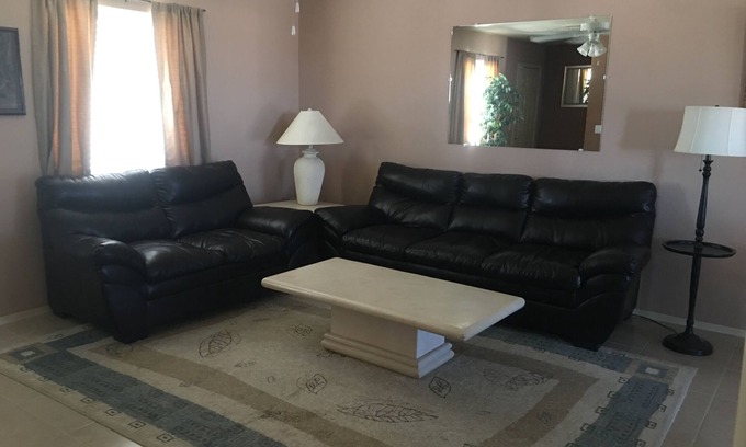 Tonopah House | 2 Bdrm home for Outage/SRP Solar Project Workers