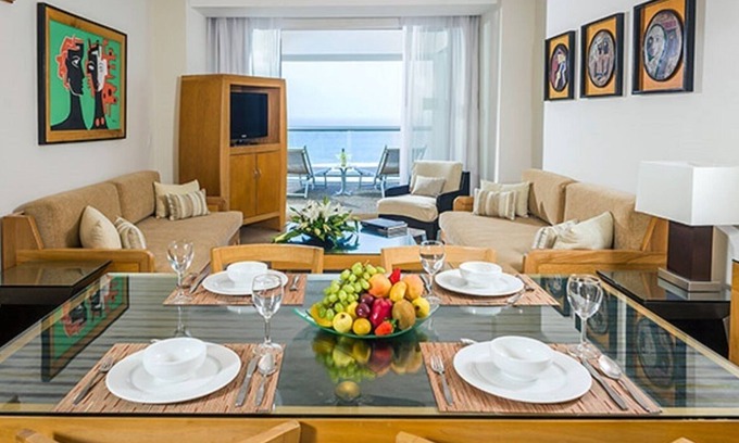 Granjas del Marques Apartment | 2 Bdrm Suite w/Kitchenette on the Beach in Acapulco