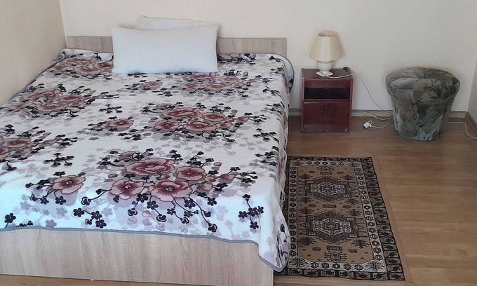 Focsani Apartment | 2 Bed appt-Balcony-Pet Friendly-City Centre