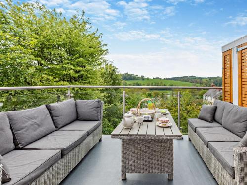 Bishops Tawton House | 2 Bed in Barnstaple 94038