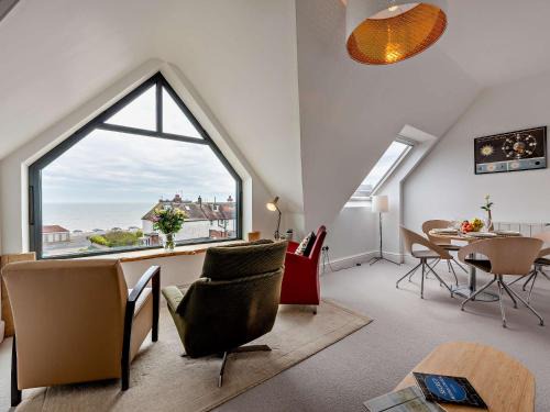 Bexhill-on-Sea House | 2 Bed in Bexhill on Sea 94783