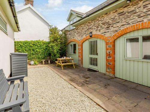 Ilfracombe House | 2 Bed in Combe Martin 86938