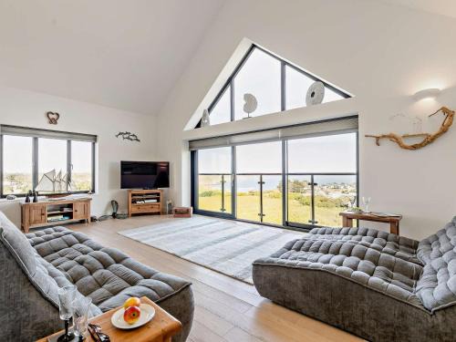 Kuggar Apartment | 2 Bed in Helston oc-s33457