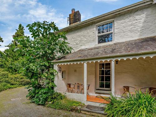 Machynlleth House | 2 Bed in Machynlleth 93079