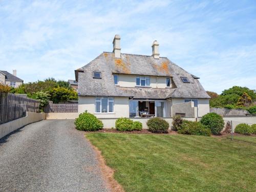 Thurlestone House | 2 bed property in Thurlestone WDELV