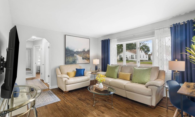 Belleville House | 2 bed. Quiet neighborhood. Near Belleville Lake. 1/2 mile to public boat launch.