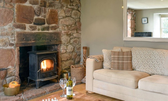 Corrie Cottage | 2 bedroom accommodation in Corrie, Isle of Arran