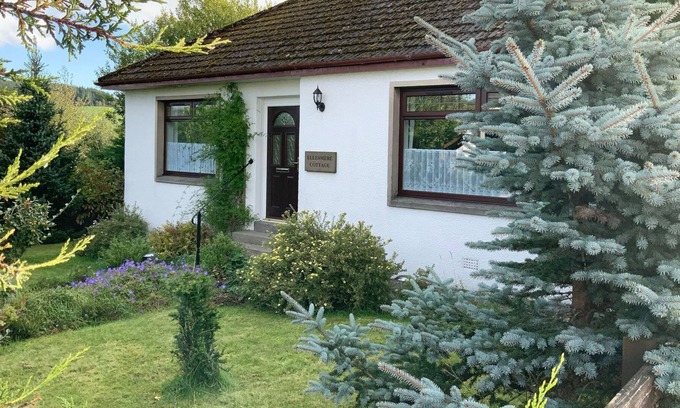 Glenlivet Cottage | 2 bedroom accommodation in Glenlivet, near Ballindalloch
