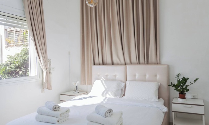 Old North Apartment | 2 bedroom apartment by Hilton Beach