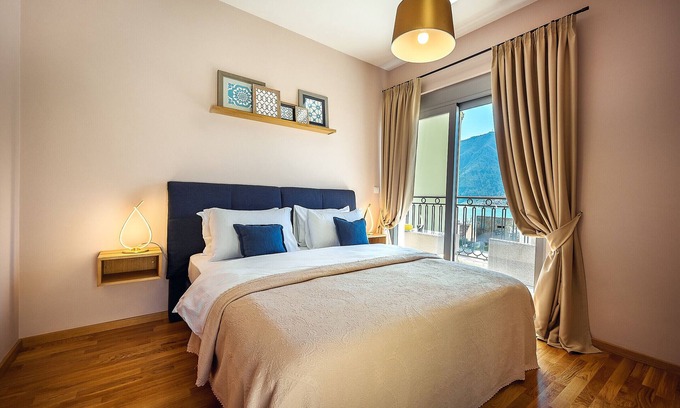 Dobrota Apartment | 2 Bedroom designer apartment with Pool in Kotor Dobrota