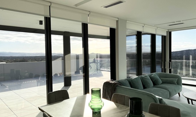 Belconnen Apartment | 2 Bedroom luxurious penthouse with uninterrupted lake views