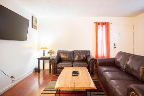 Paradise Apartment | 2 bedroom UNLV, Thomas Mack