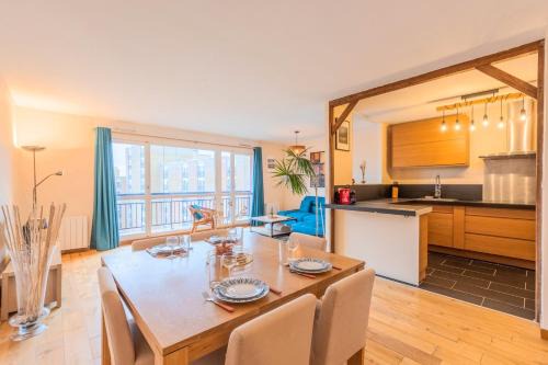 La Madeleine Apartment | 2 BR apartment with balconies & private parking