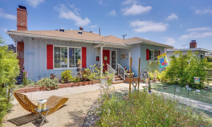 Harbor House | 2 Mi to Cal State Long Beach: Bungalow w/Hot Tub!