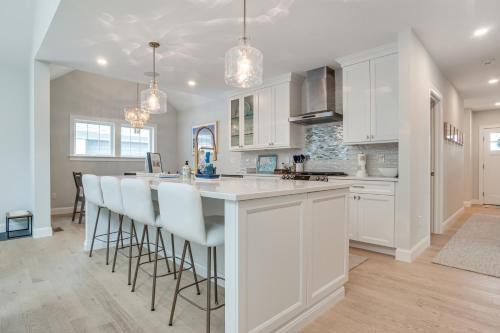 New Seabury House | 2 Mi to Public Beach Access! Cape Cod Family Home