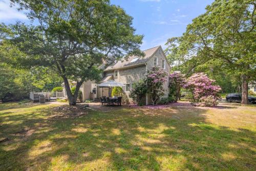 Eastham House | 2 Miles to Coast Guard Beach