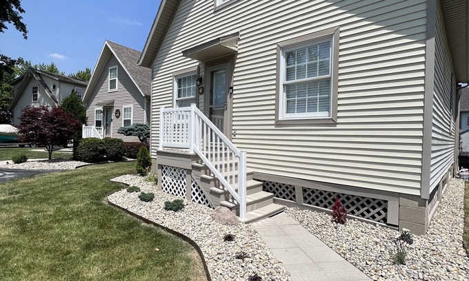 St. Marys Ski Chalet | 2 minute boat ride to the main lake! Newly remodeled waterfront lake house!