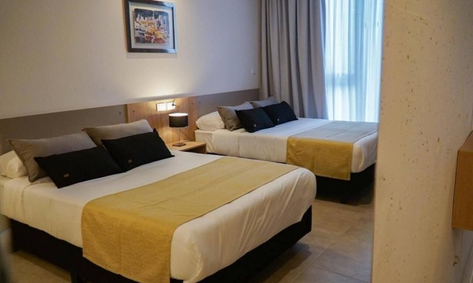 Rio Cuarto Hotel | 2 Modern Rooms With Pool Free Breakfast And Parking Near Local Attractions