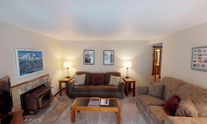 Overlook Park Condo | 2 Mountain View Lodge | 2 BR / 2 BA, Sleeps 6