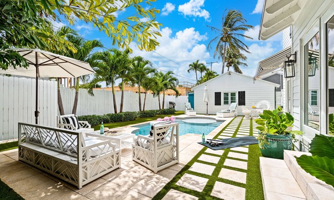 West Palm Beach House | 2 Mstr Bdrms | Walkable | Intracoastal | 5min to Beach